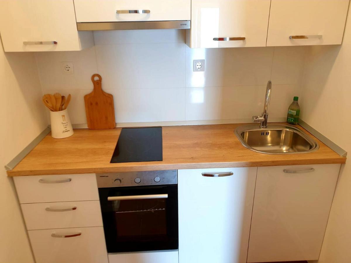 Apartments Kuzmanic Omiš Kültér fotó