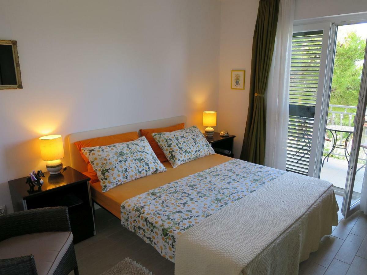 Apartments Kuzmanic Omiš Kültér fotó