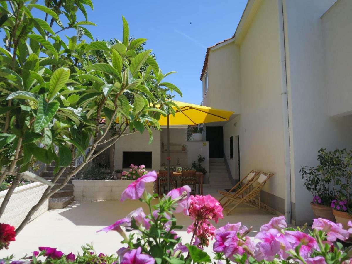 Apartments Kuzmanic Omiš Kültér fotó