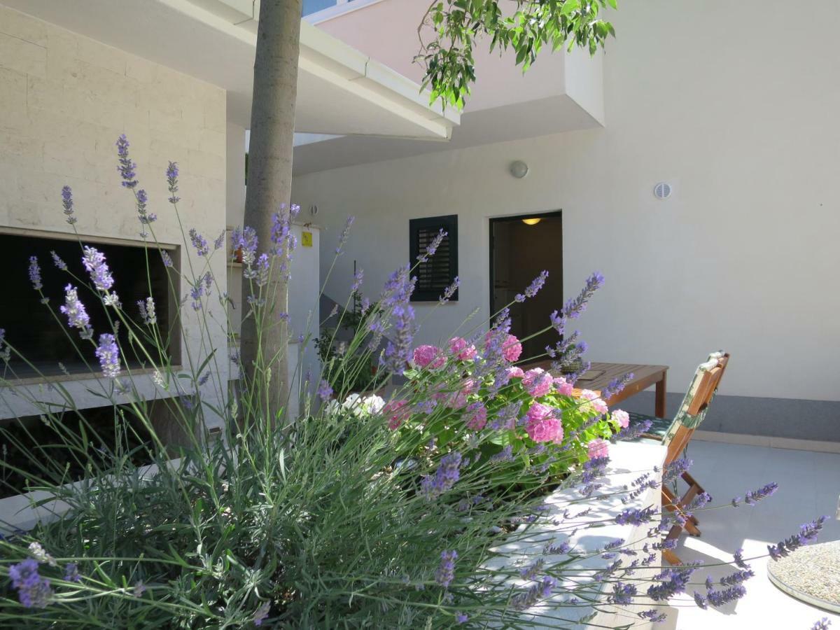 Apartments Kuzmanic Omiš Kültér fotó